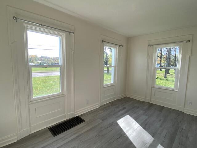 690 Upton Avenue Springfield, MI 49037 - Photo 13 of 39 IMG_1948