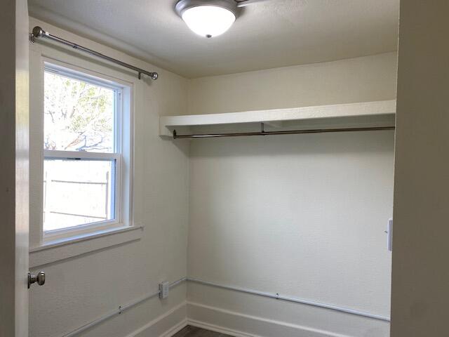 690 Upton Avenue Springfield, MI 49037 - Photo 22 of 39 IMG_1944