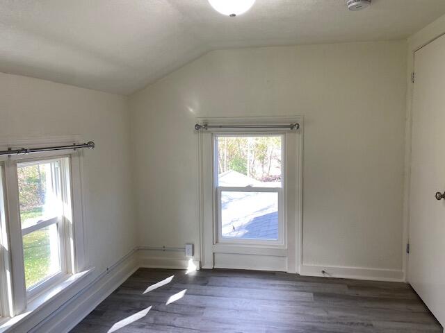 690 Upton Avenue Springfield, MI 49037 - Photo 27 of 39 IMG_1951