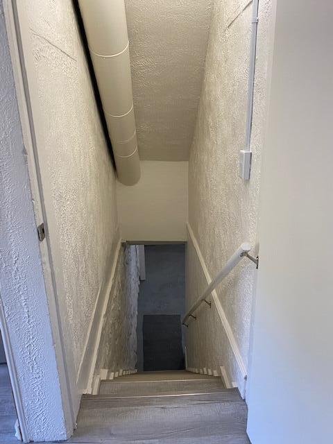 690 Upton Avenue Springfield, MI 49037 - Photo 30 of 39 IMG_1955