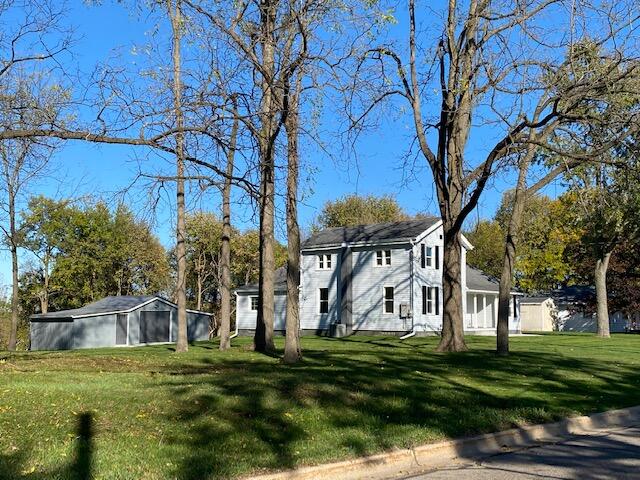 690 Upton Avenue Springfield, MI 49037 - Photo 3 of 39 IMG_1981