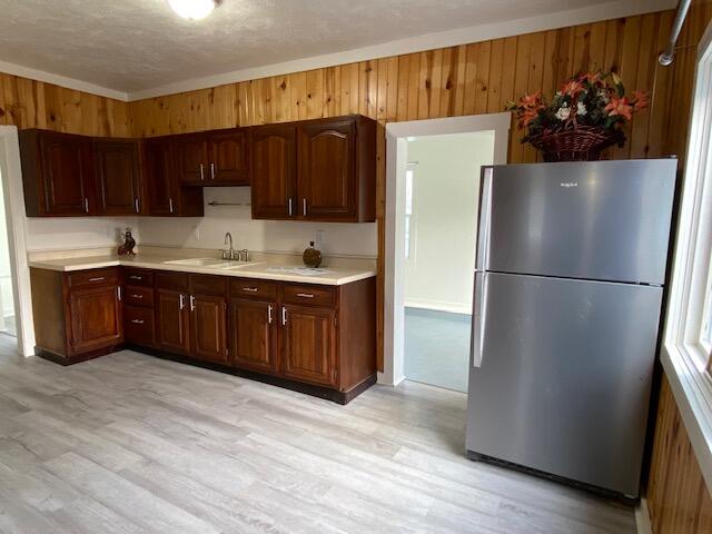 690 Upton Avenue Springfield, MI 49037 - Photo 9 of 39 IMG_2653