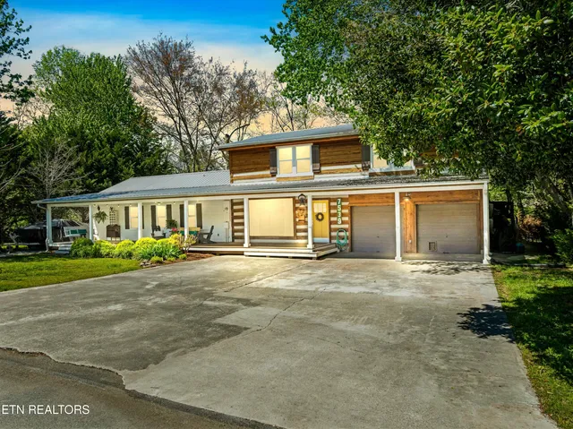 $1,425,000 | 7539 West Old Highway 73, Townsend, TN 37882