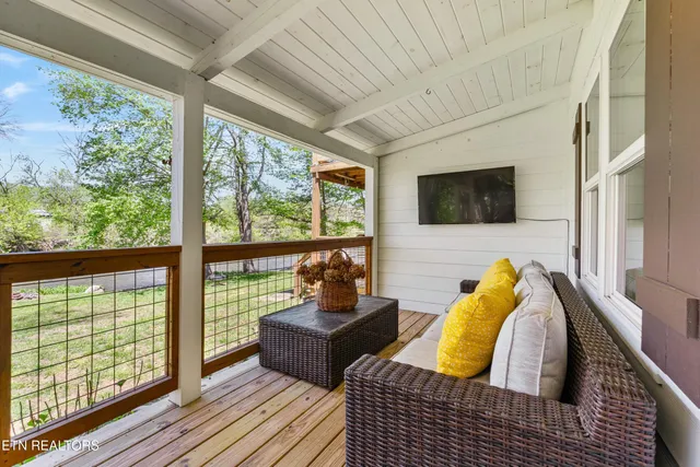 $1,425,000 | 7539 West Old Highway 73, Townsend, TN 37882