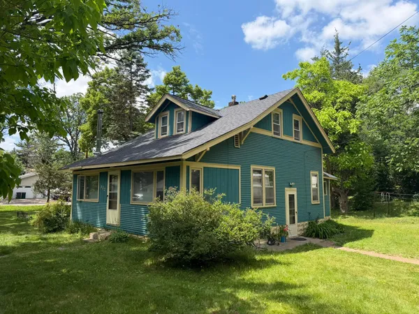 $310,000 | 402 Stewart Road, Willernie, MN 55090