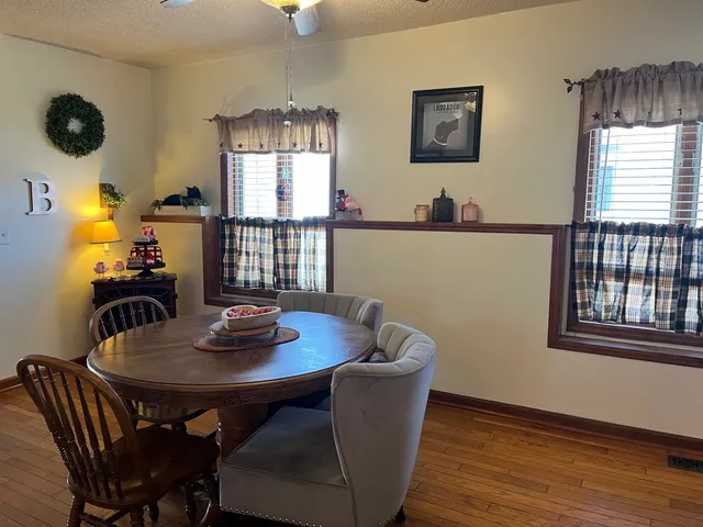 $209,900 | 1021 Webster Street, Ottawa, IL 61350