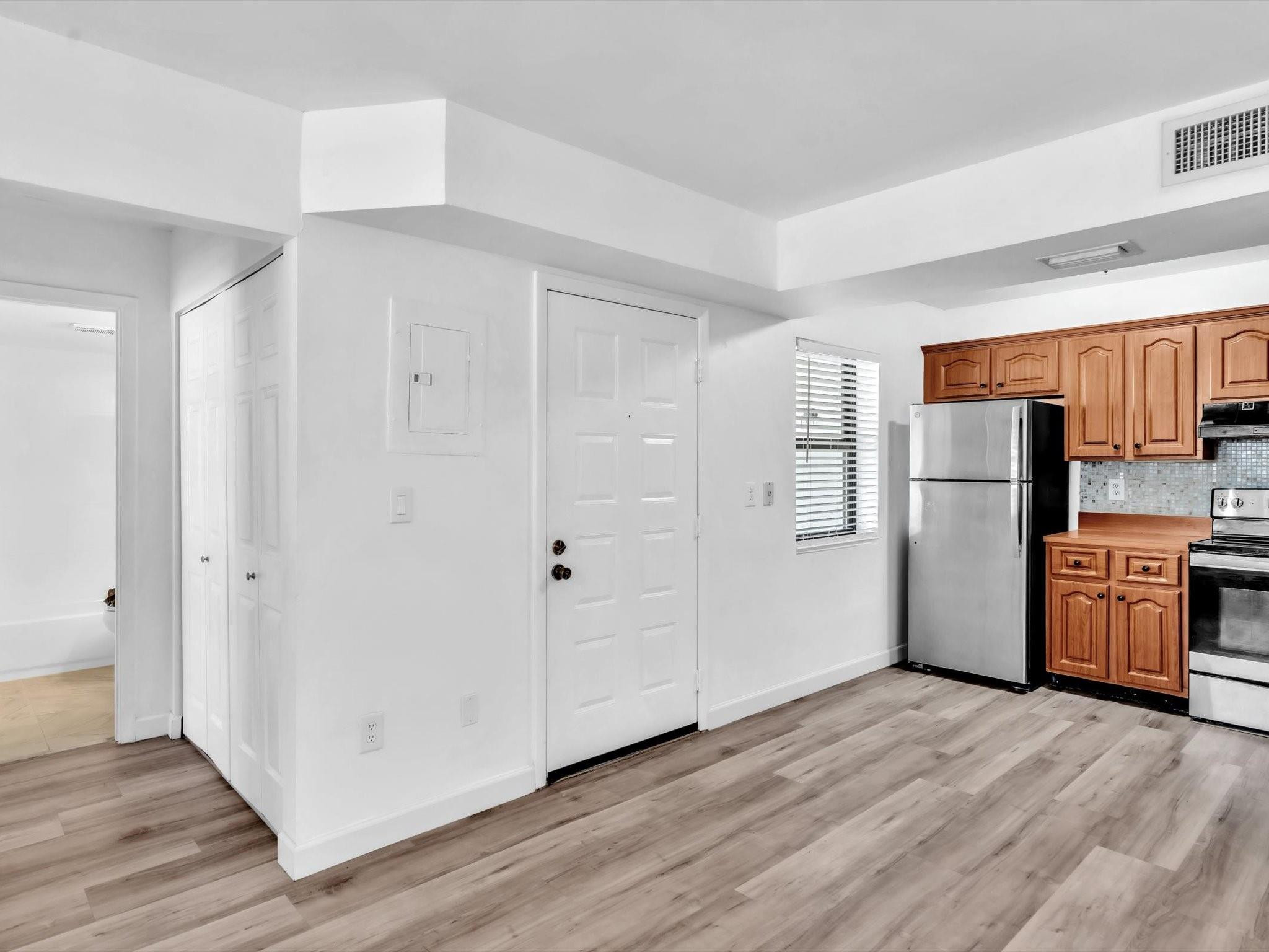 9856 Northwest 3rd Street, Unit 2 Plantation, FL 33324 - Photo 22 of 46 Photo 22