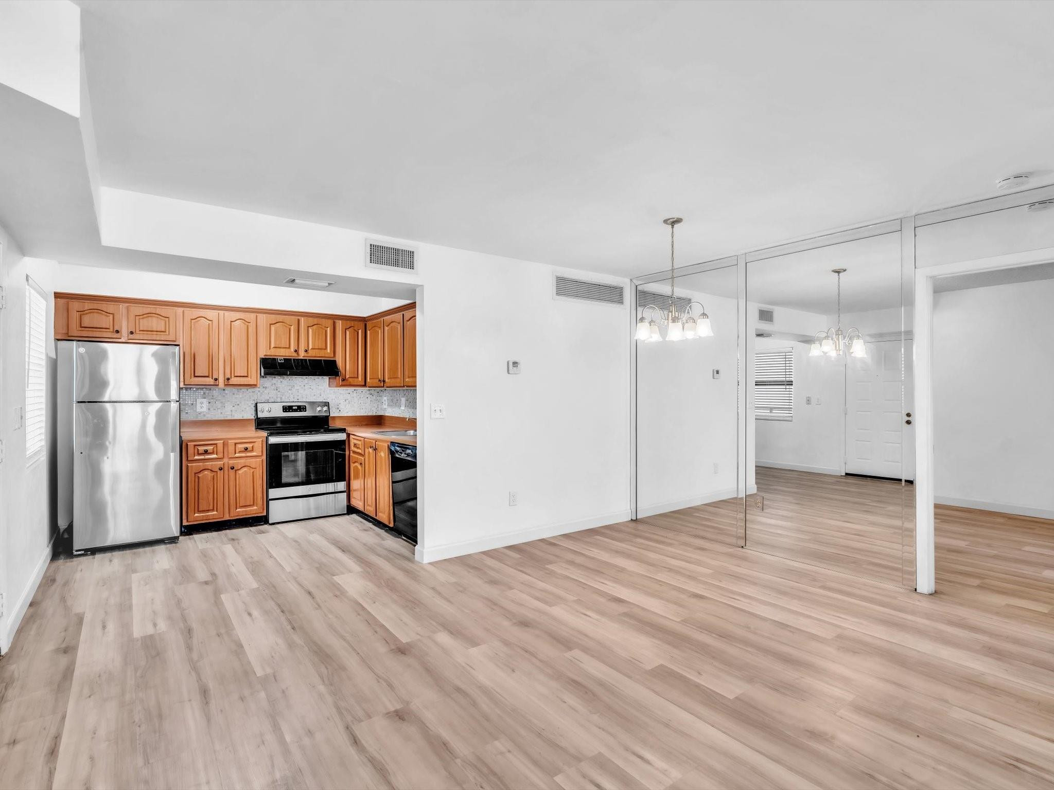 9856 Northwest 3rd Street, Unit 2 Plantation, FL 33324 - Photo 10 of 46 Photo 10