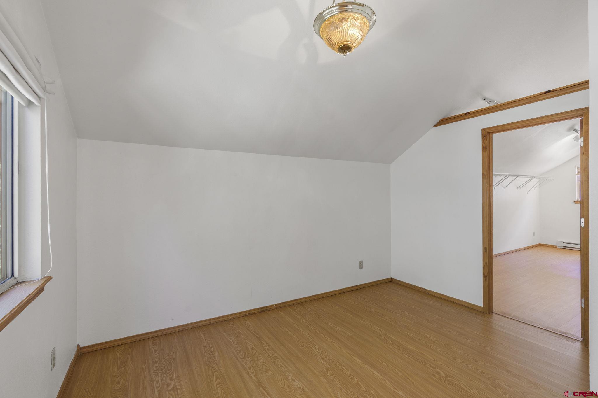 37 Verde Lane Durango, CO 81301 - Photo 29 of 45 an empty room with a bench