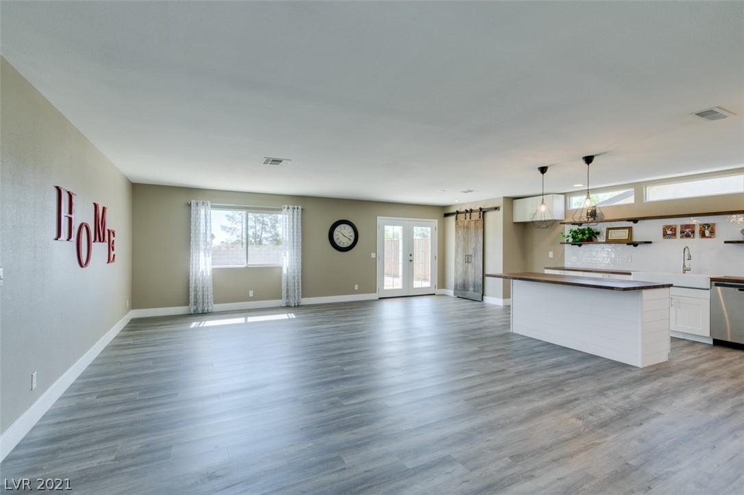 2641 Rialto Road Las Vegas, NV 89108 - Photo 3 of 11 Gallery Image 3