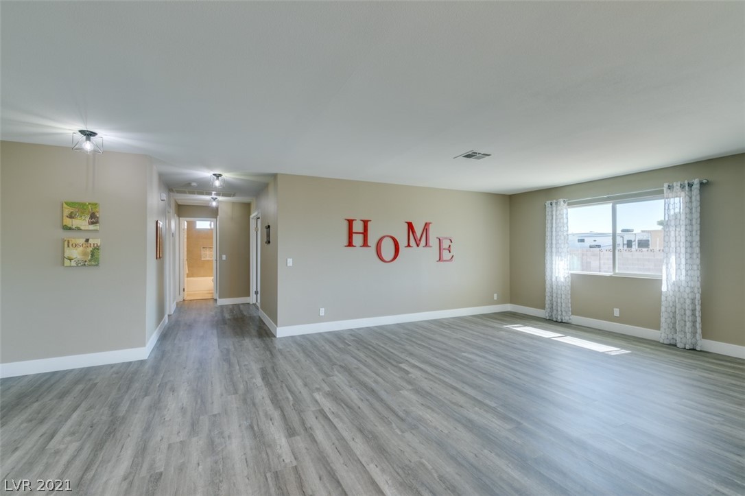 2641 Rialto Road Las Vegas, NV 89108 - Photo 4 of 11 Gallery Image 4