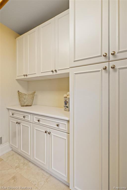28501 West 14 Mile Road Farmington Hills, MI 48334 - Photo 35 of 67