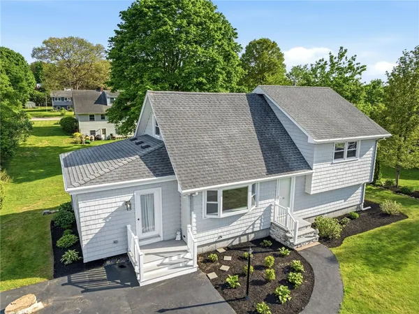 $545,000 | 14 Meadow Lark Drive, Westerly, RI 02891