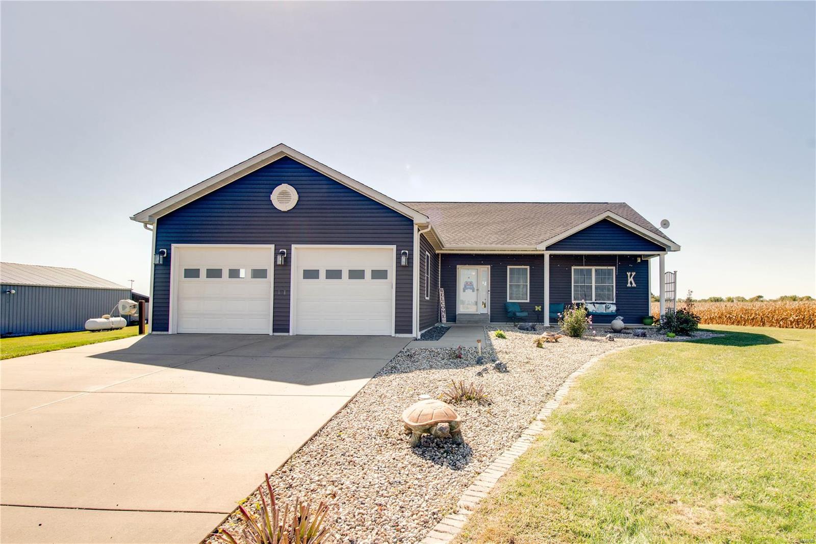 9026 Maple Road Edwardsville, IL 62025 - Photo 14 of 64