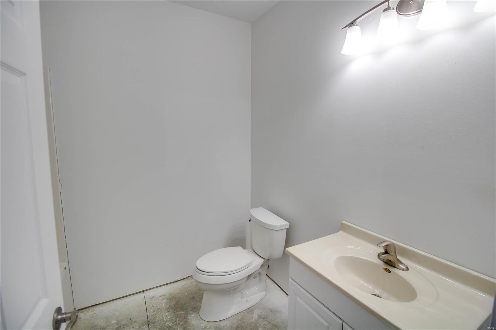 9026 Maple Road Edwardsville, IL 62025 - Photo 53 of 64