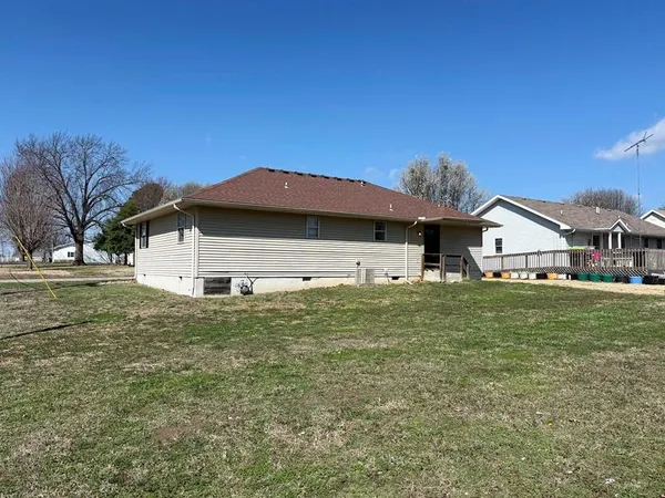 $172,500 | 1409 Schrock Street, El Dorado Springs, MO 64744