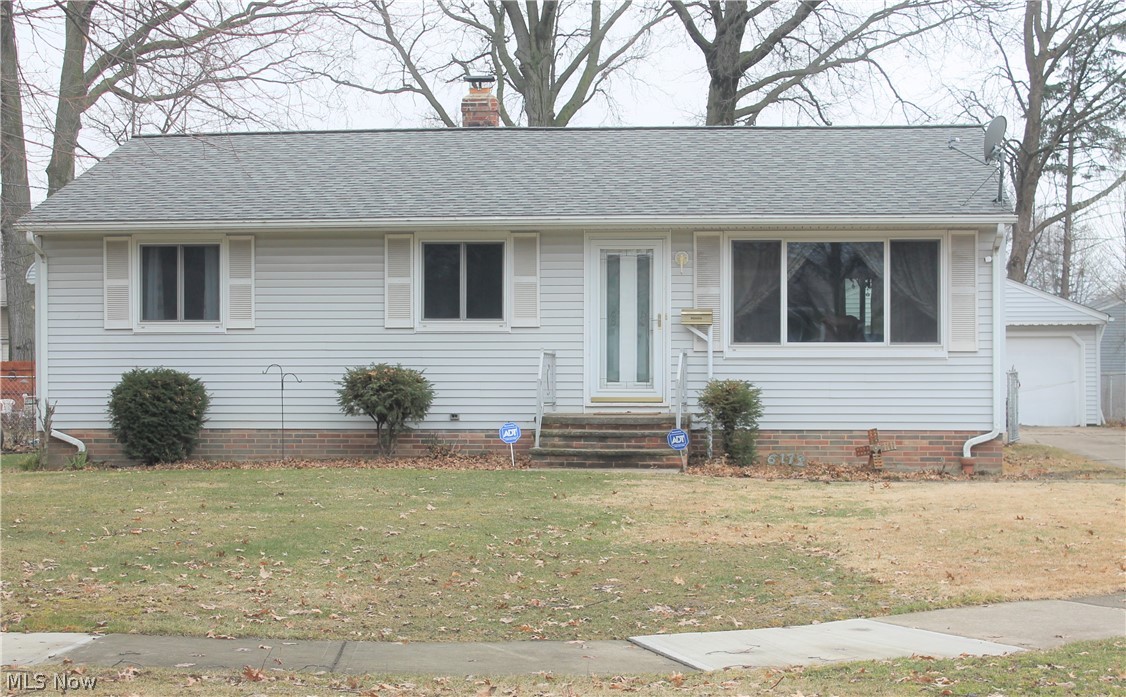 6172 Eavenson Road Brook Park, OH 44142 - Photo 1 of 24