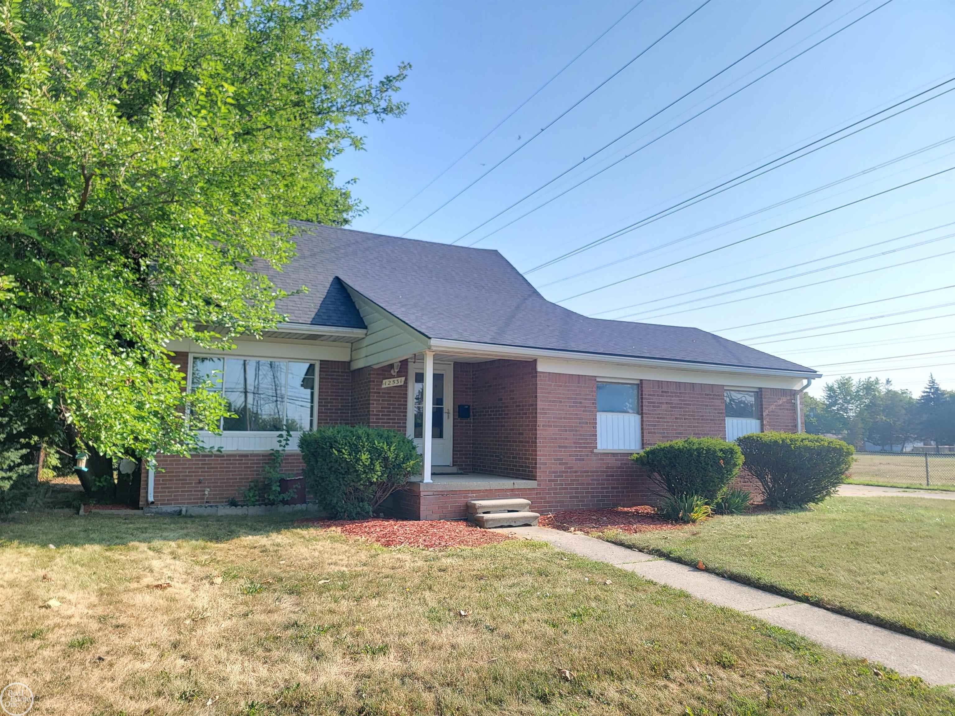 12531 Common Road Warren, MI 48093 - Photo 14 of 17