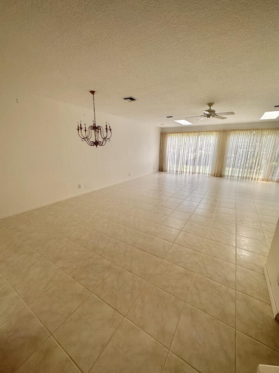 6758 Via Regina Boca Raton, FL 33433 - Photo 13 of 24 thumbnail_IMG_7037