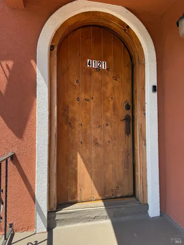 $3,900 | 4121 Lusk Street, Oakland, CA 94608