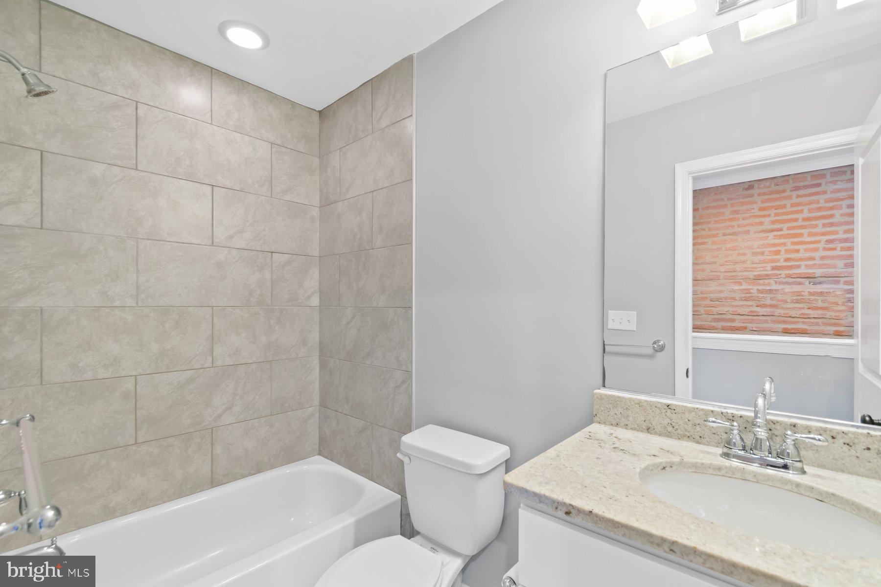 1614 Clarkson Street Baltimore, MD 21230 - Photo 17 of 31 Second bathroom