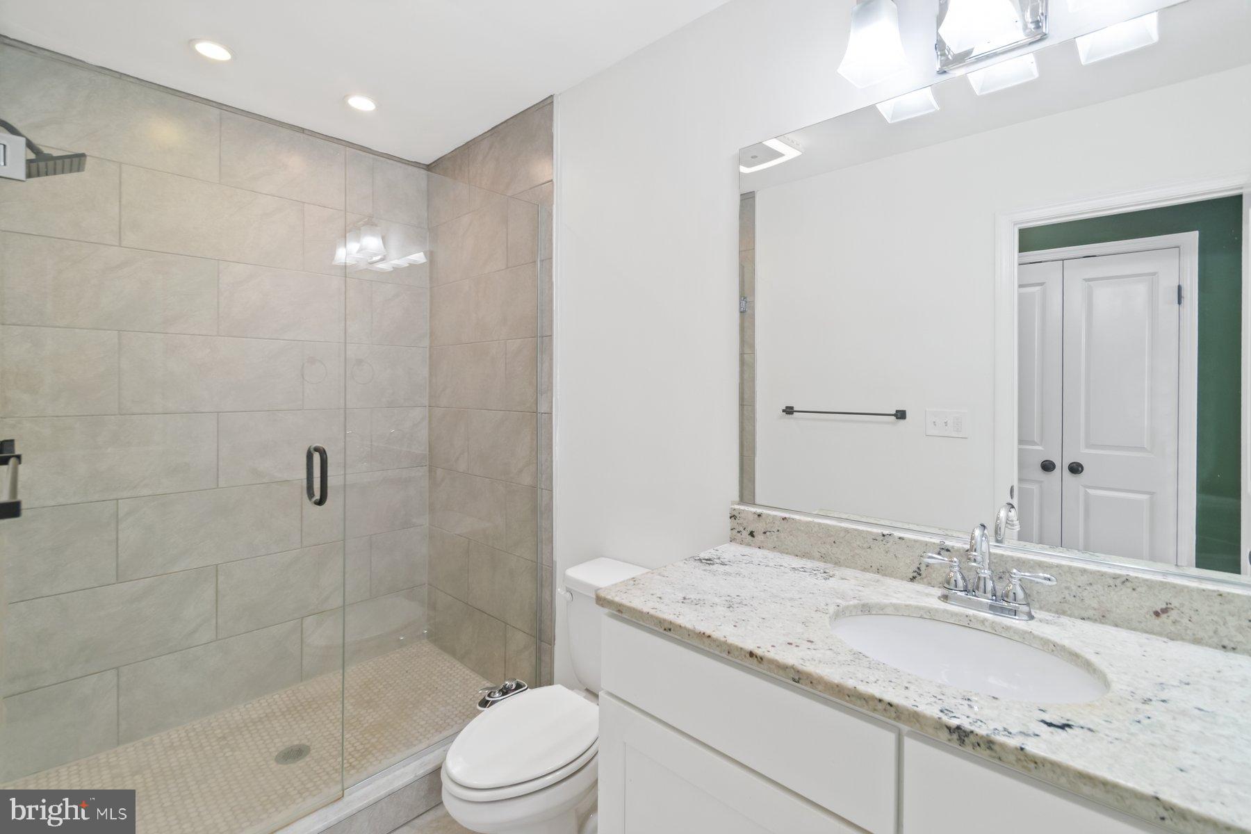 1614 Clarkson Street Baltimore, MD 21230 - Photo 24 of 31 Primary bathroom