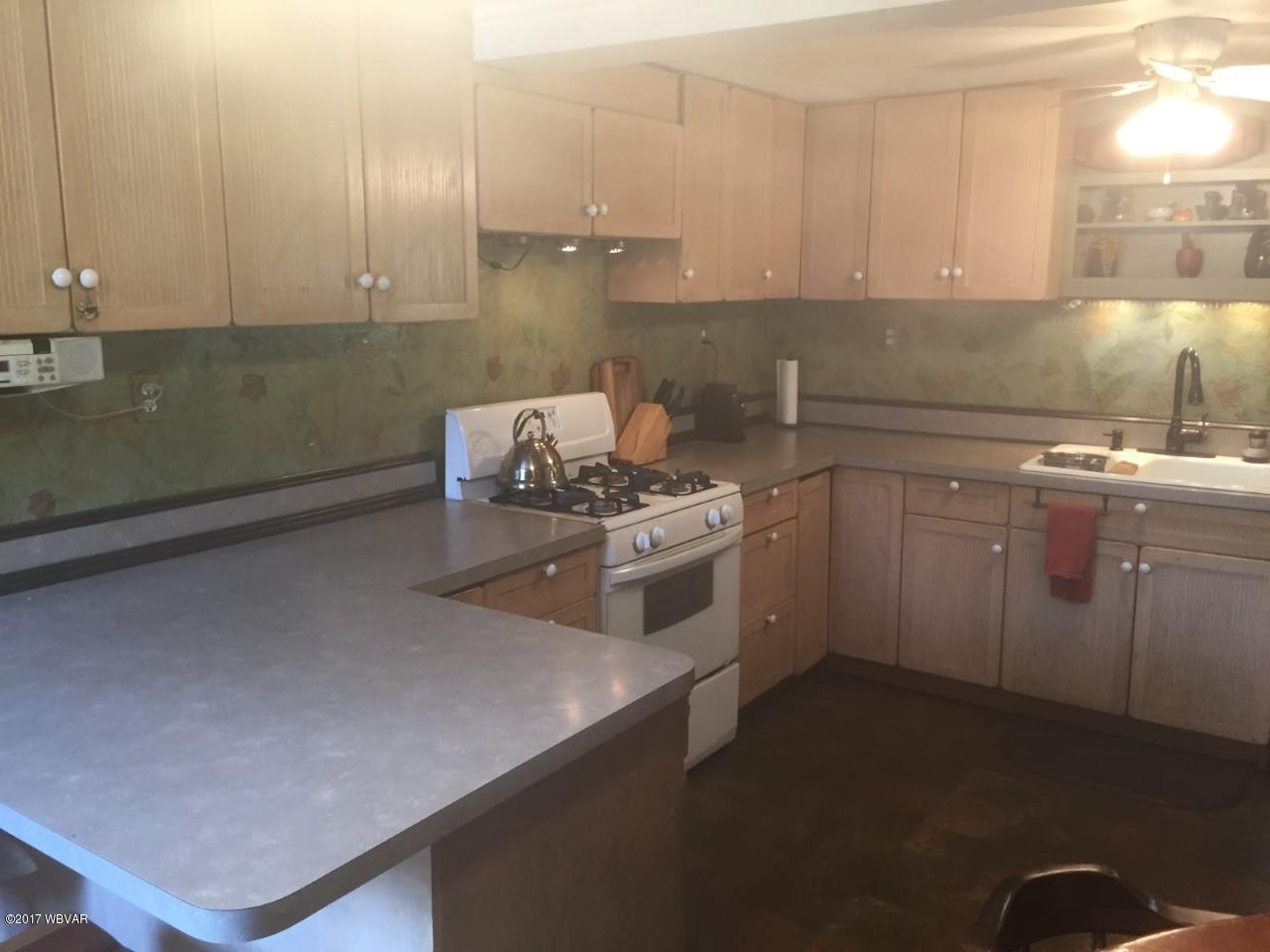 616 Lower Barbours Road Williamsport, PA 17701 - Photo 6 of 17 Barbours kitchen