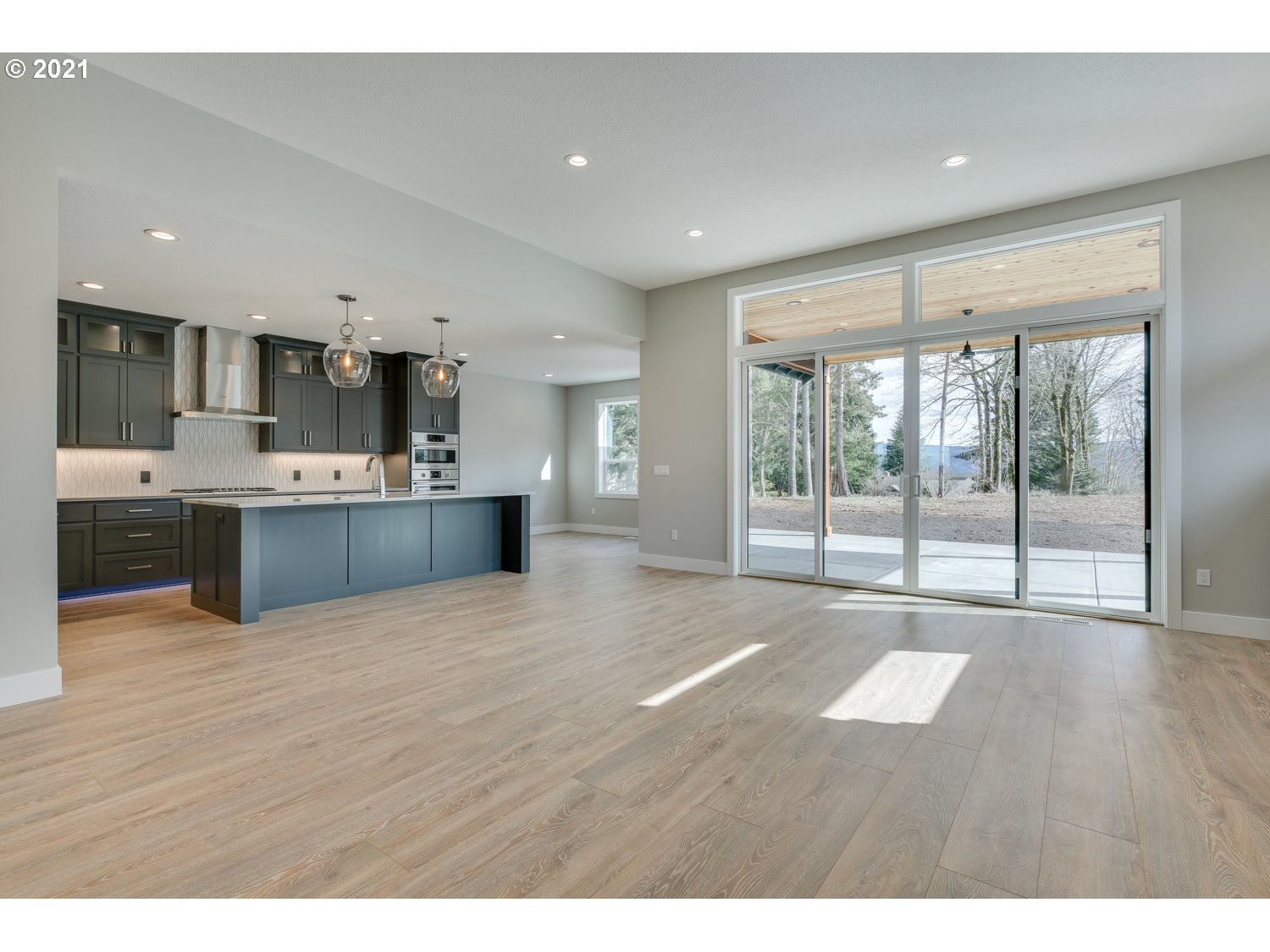 13264 Southeast Bluff Road Sandy, OR 97055 - Photo 11 of 30 Gallery Image 11