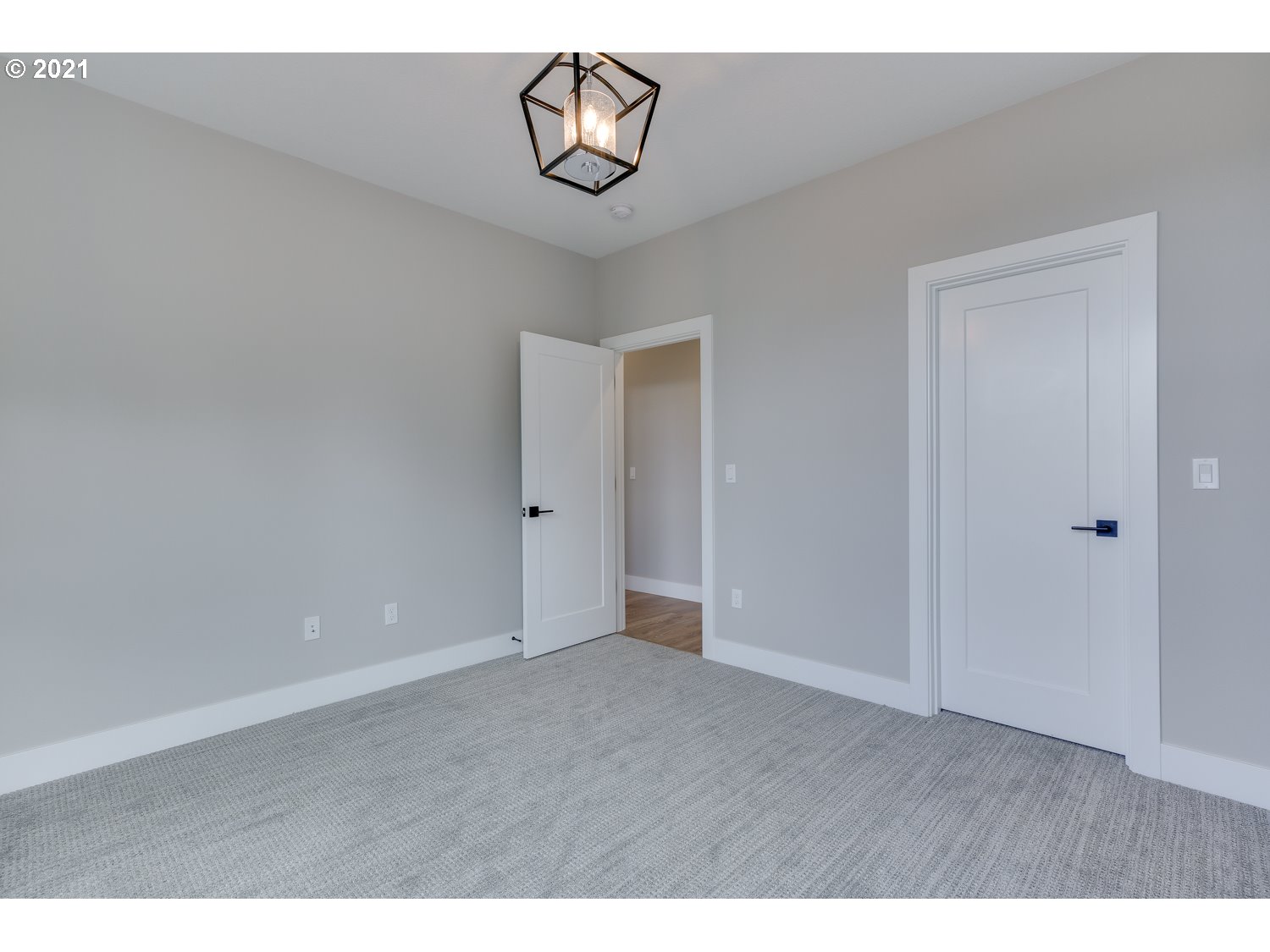 13264 Southeast Bluff Road Sandy, OR 97055 - Photo 22 of 30 Gallery Image 22