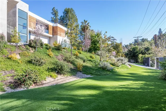 $49,000 | 19333 Rosita Street, Tarzana, CA 91356