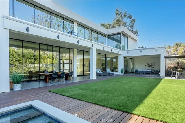 $49,000 | 19333 Rosita Street, Tarzana, CA 91356