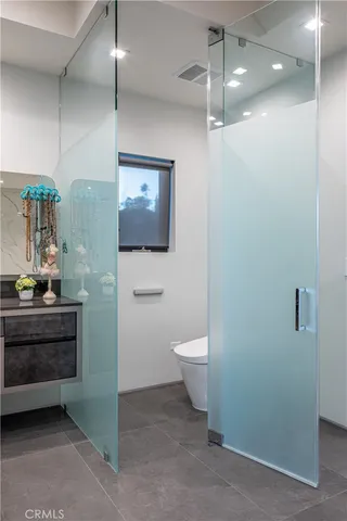 $49,000 | 19333 Rosita Street, Tarzana, CA 91356