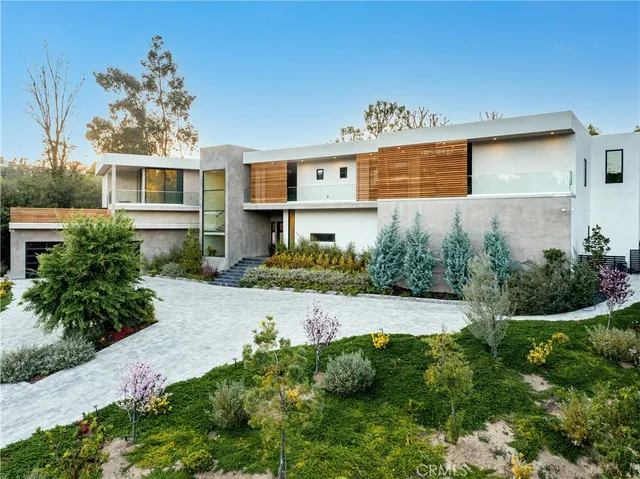 $49,000 | 19333 Rosita Street, Tarzana, CA 91356