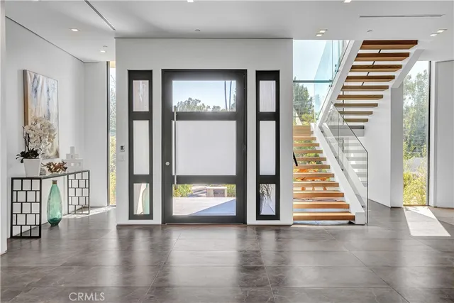 $49,000 | 19333 Rosita Street, Tarzana, CA 91356