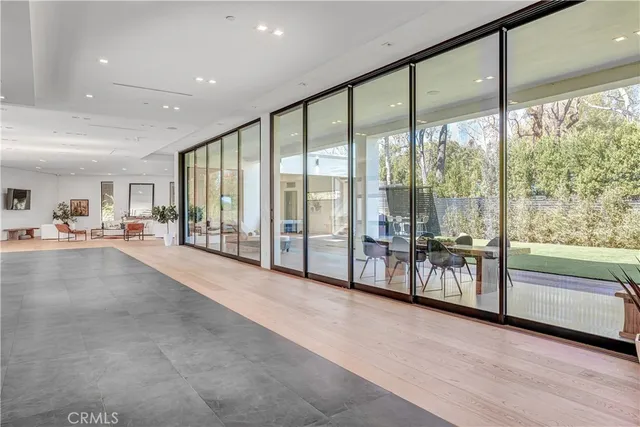 $49,000 | 19333 Rosita Street, Tarzana, CA 91356