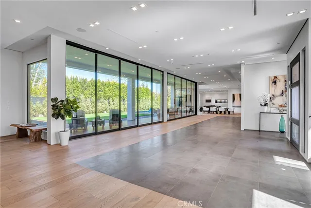 $49,000 | 19333 Rosita Street, Tarzana, CA 91356