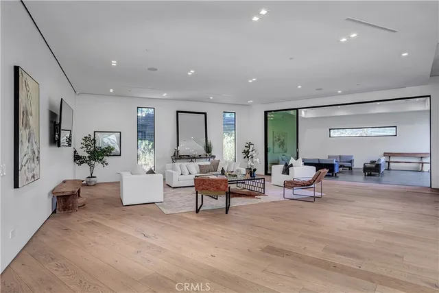 $49,000 | 19333 Rosita Street, Tarzana, CA 91356