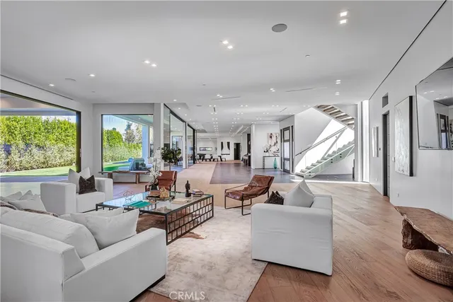 $49,000 | 19333 Rosita Street, Tarzana, CA 91356