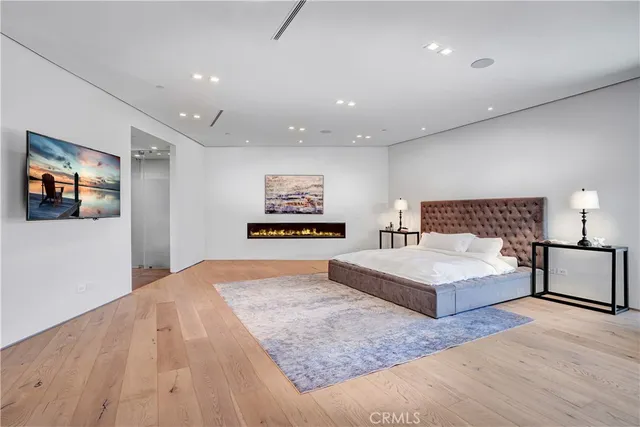 $49,000 | 19333 Rosita Street, Tarzana, CA 91356