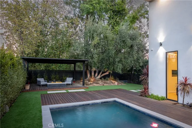 $49,000 | 19333 Rosita Street, Tarzana, CA 91356