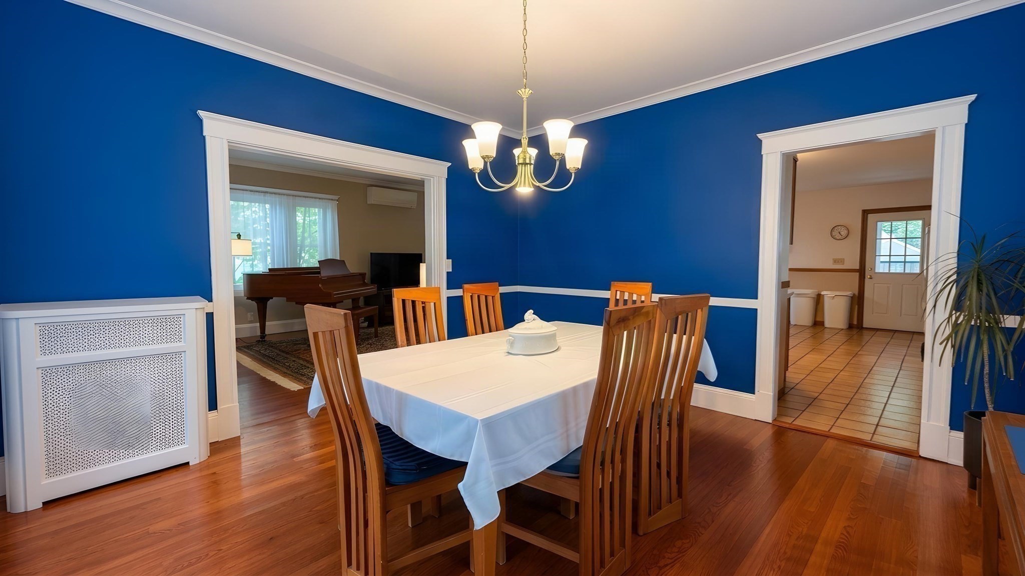 135 Greaton Road Boston, MA 02132 - Photo 6 of 24 Gallery Image 6