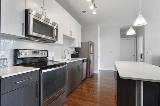 $4,750 | 299 North Highland Avenue Northeast, Unit 3041, Atlanta, GA 30307