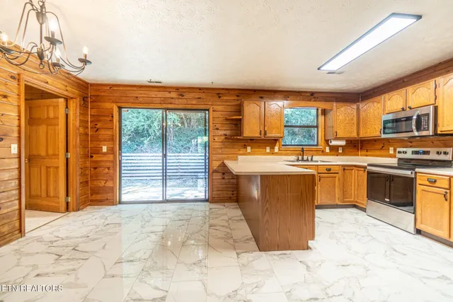 $419,900 | 2310 Goldrush Road, Pigeon Forge, TN 37863