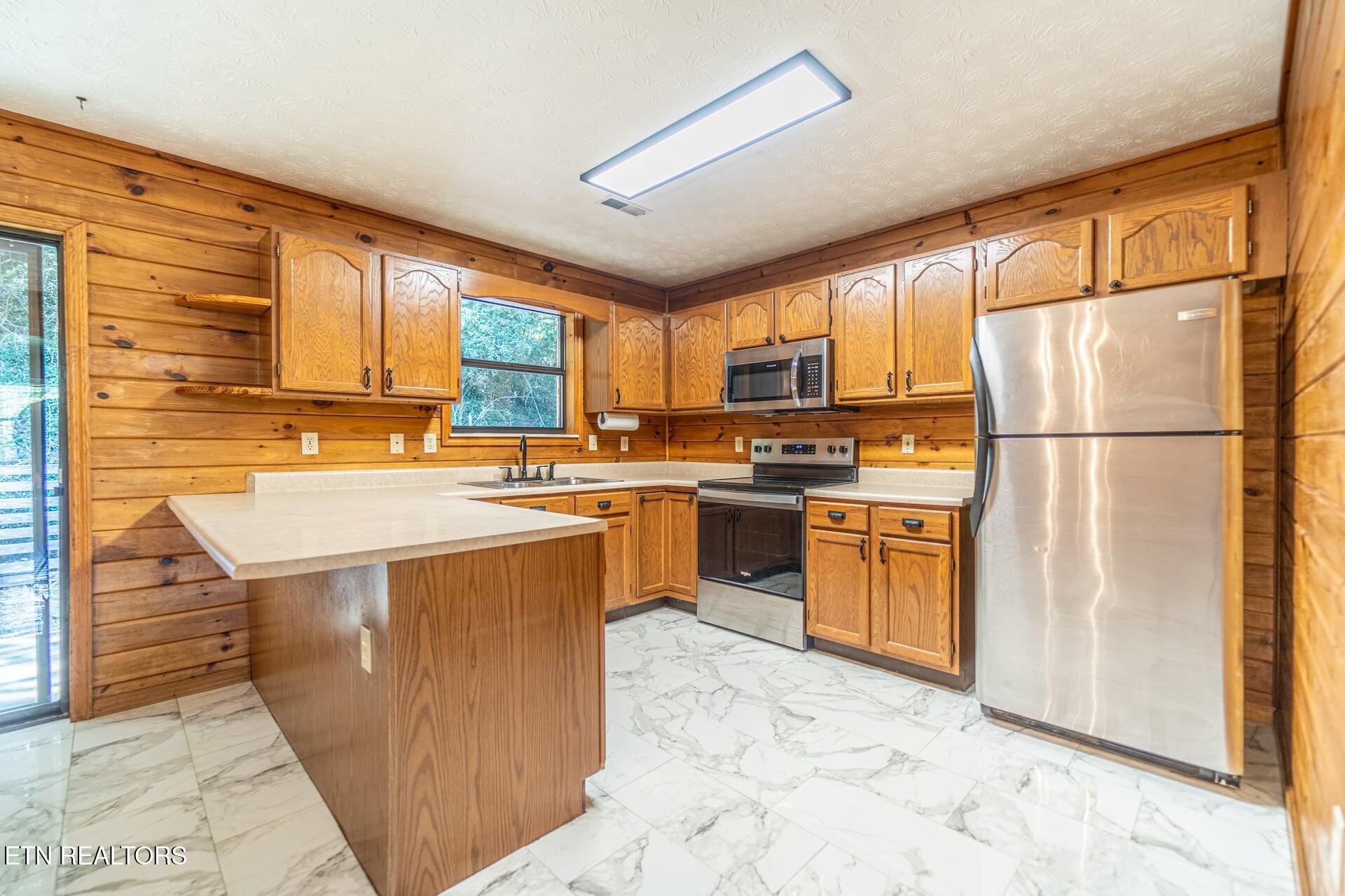 2310 Goldrush Road Pigeon Forge, TN 37863 - Photo 9 of 35 _A734197-HDR