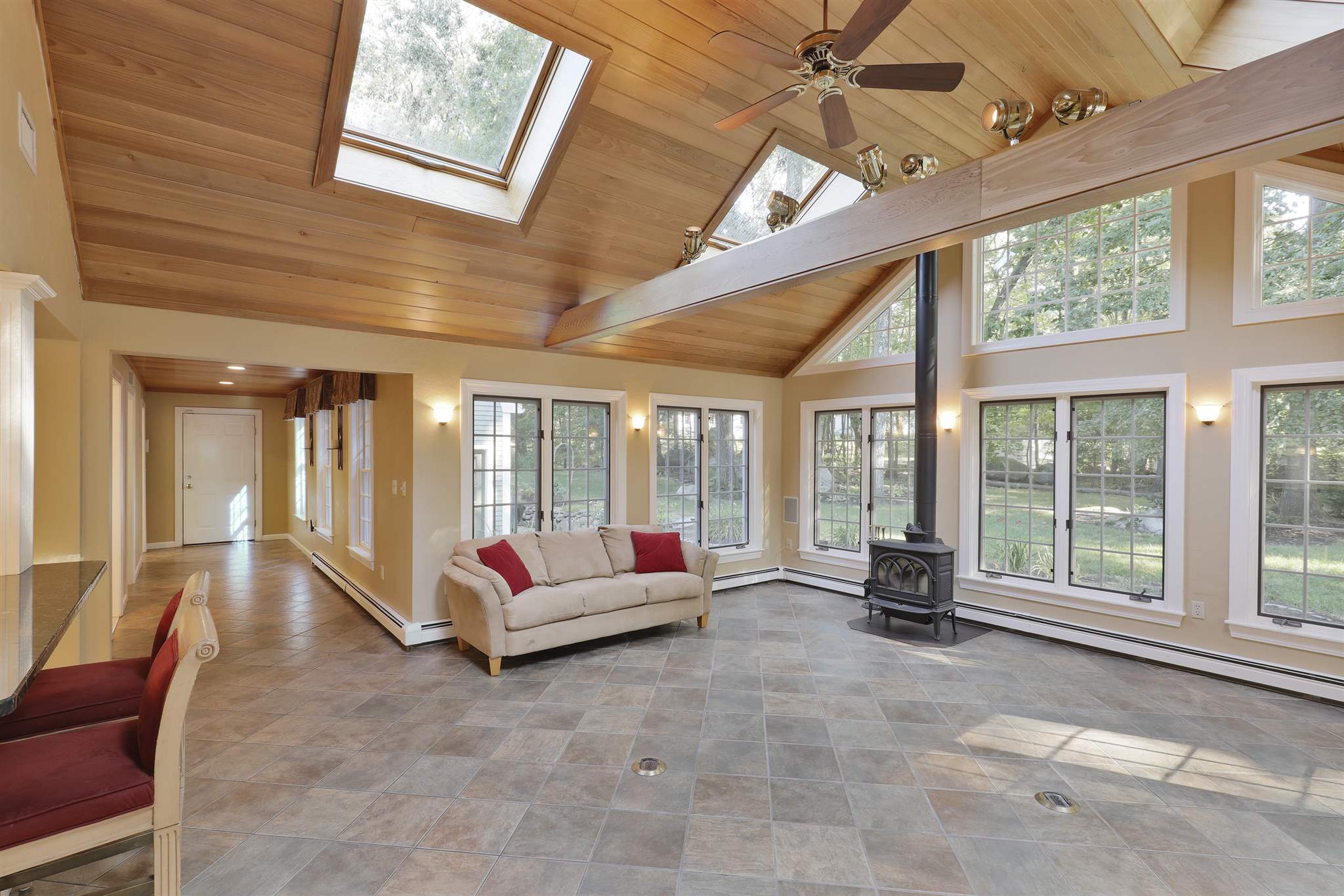 3 Ridgewood Lane Concord, NH 03301 - Photo 6 of 40 Gallery Image 6