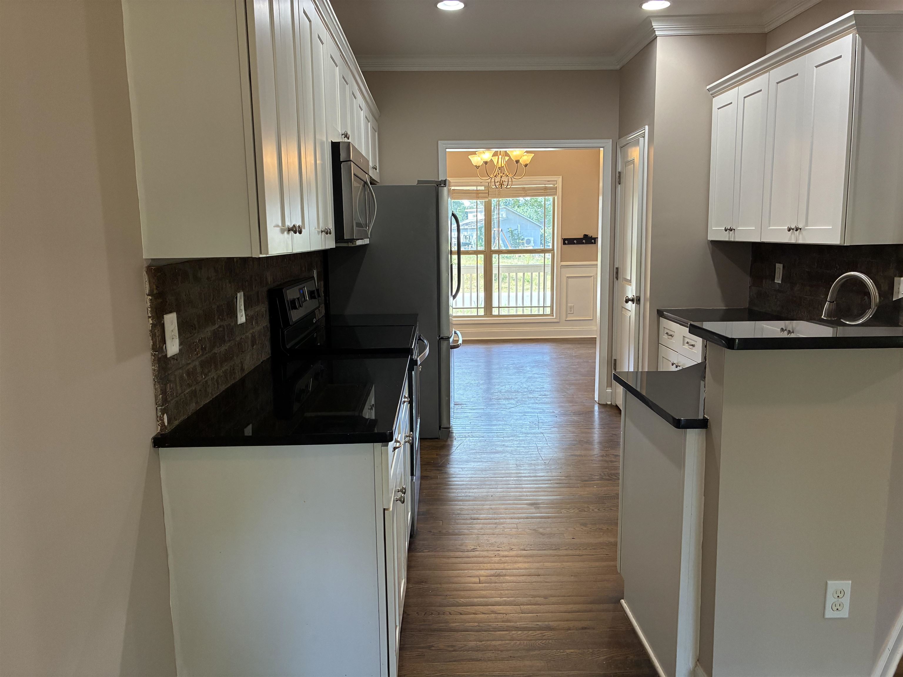 1000 Sheila Avenue Greer, SC 29651 - Photo 4 of 30