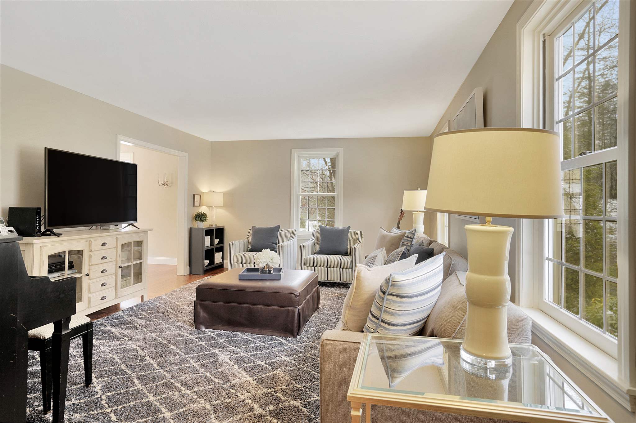 7 Kent Street Windham, NH 03087 - Photo 3 of 33