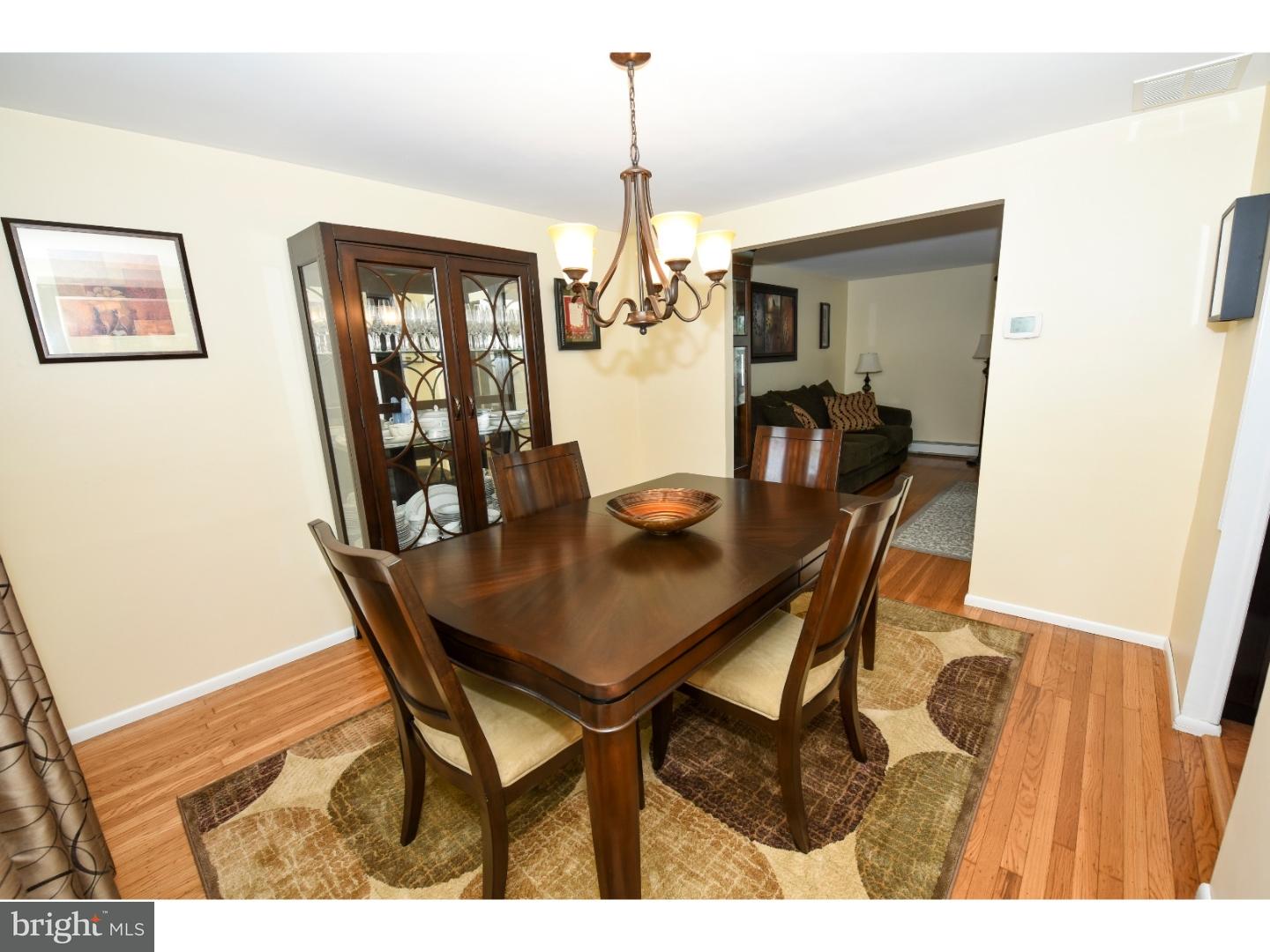 250 Norfolk Road Warminster, PA 18974 - Photo 11 of 25 Dining Room