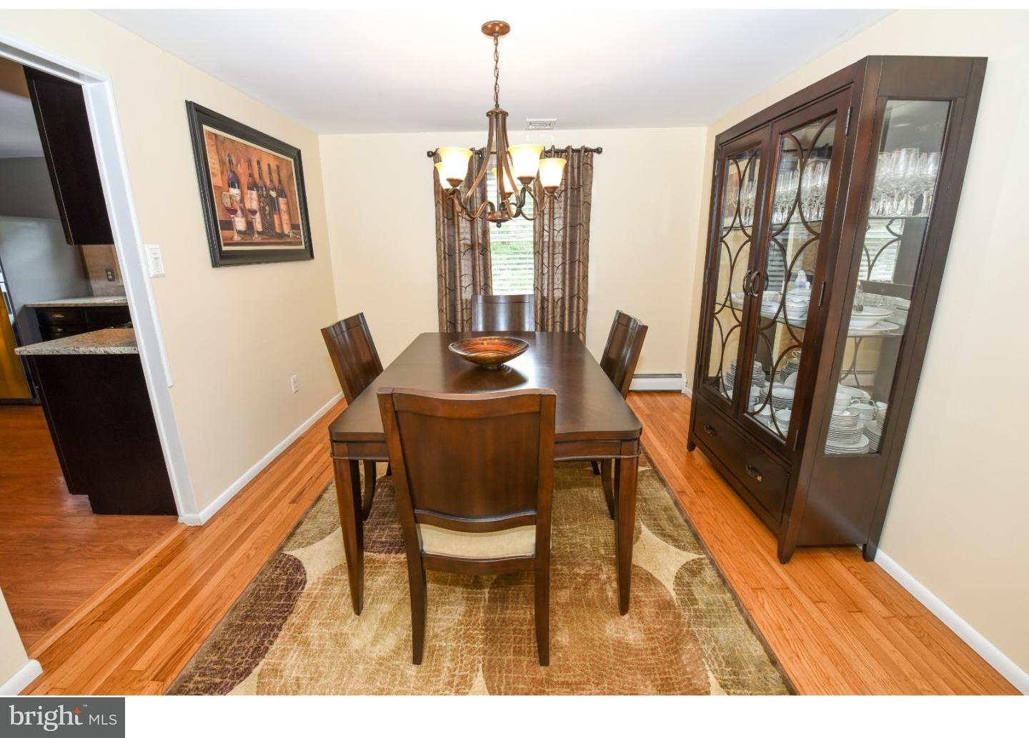 250 Norfolk Road Warminster, PA 18974 - Photo 10 of 25 Dining Room