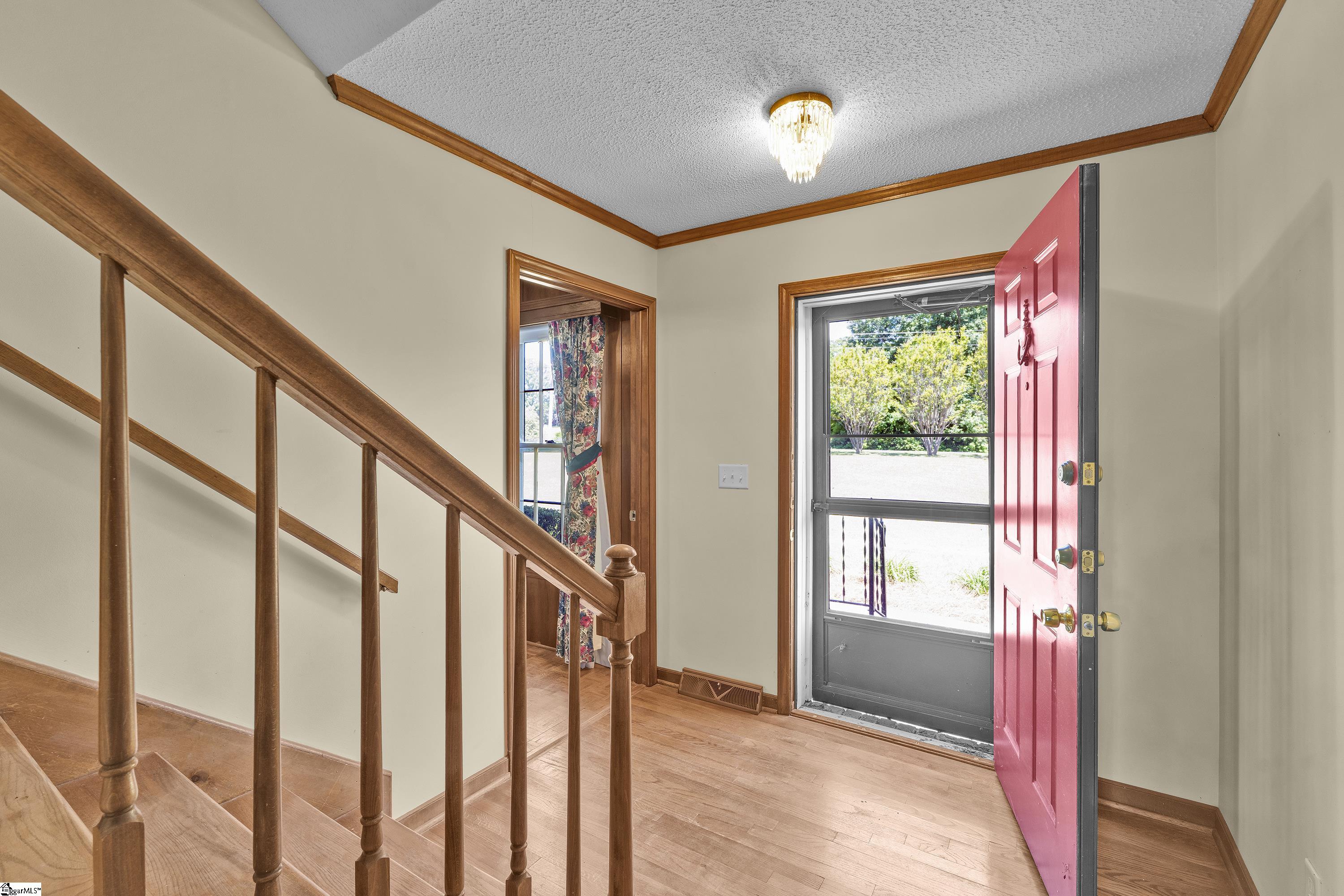 708 Devenger Road Greenville, SC 29615 - Photo 7 of 22 Gallery Image 7